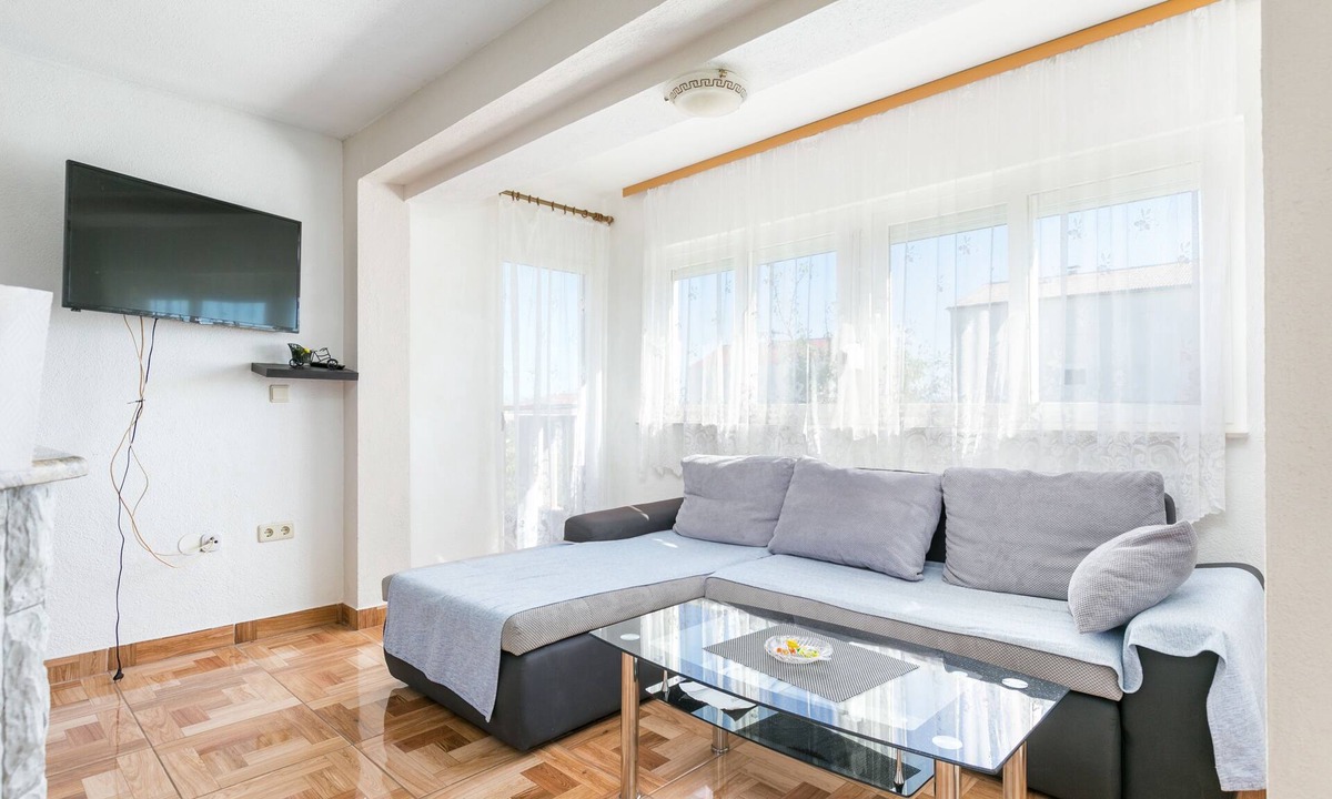 Kastel Stafilic Apartment | Two bedroom apartment with terrace and sea view Kaštel Štafilić, Kaštela (A-24155-c)