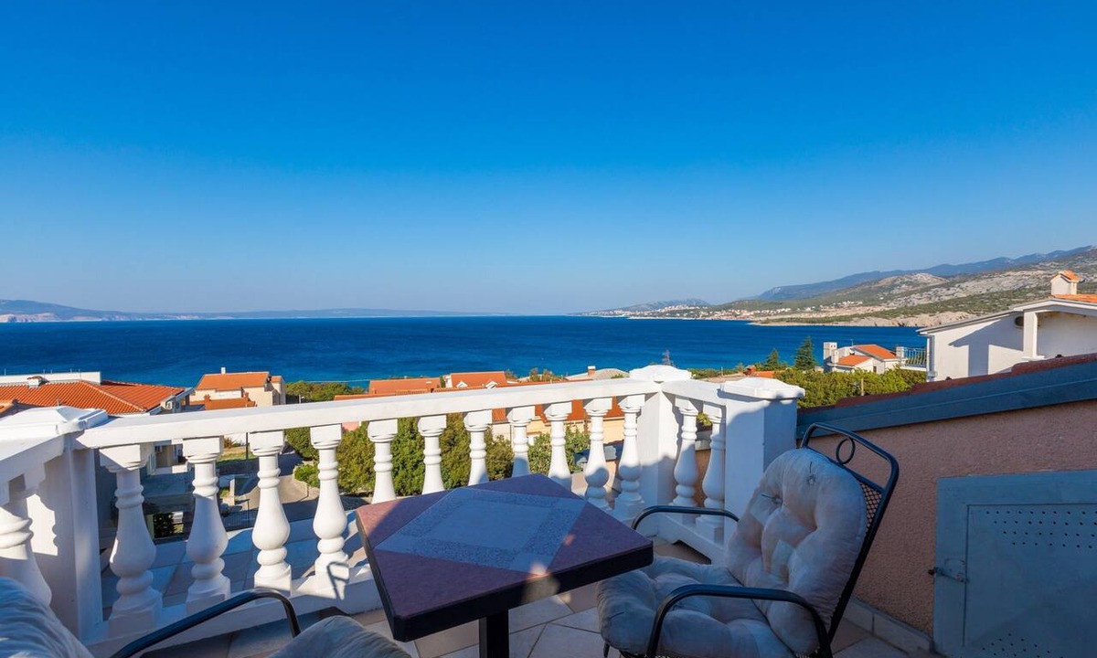 Klenovica Apartment | Two bedroom apartment with terrace and sea view Klenovica, Novi Vinodolski (A-11559-c)