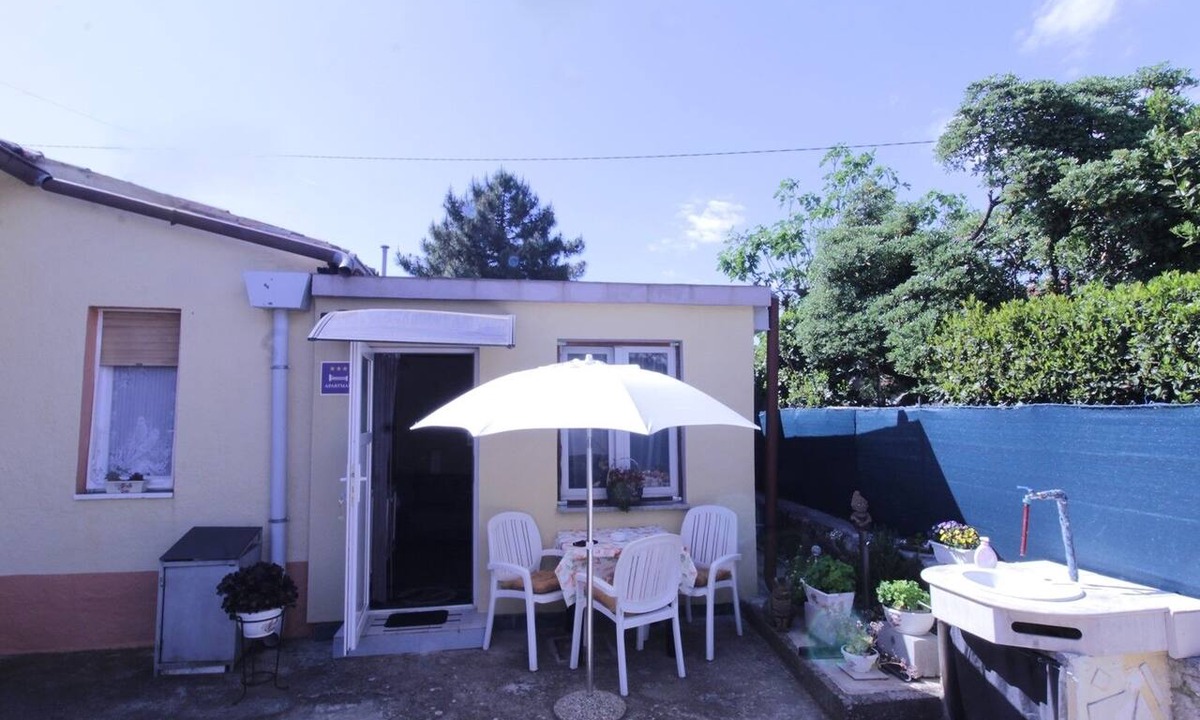 Basanija Apartment | Two bedroom apartment with terrace Bašanija, Umag (A-27241-a)