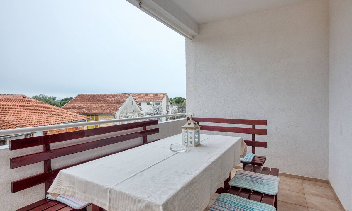 Pirovac Apartment | Two bedroom apartment with terrace Pirovac, Šibenik (A-15320-d)