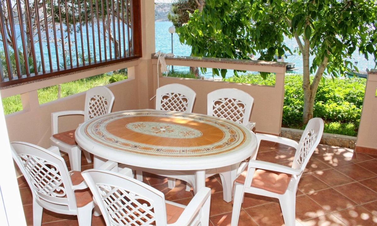 Stara Novalja Apartment | Two bedroom apartment near beach Stara Novalja, Pag (A-3086-a)