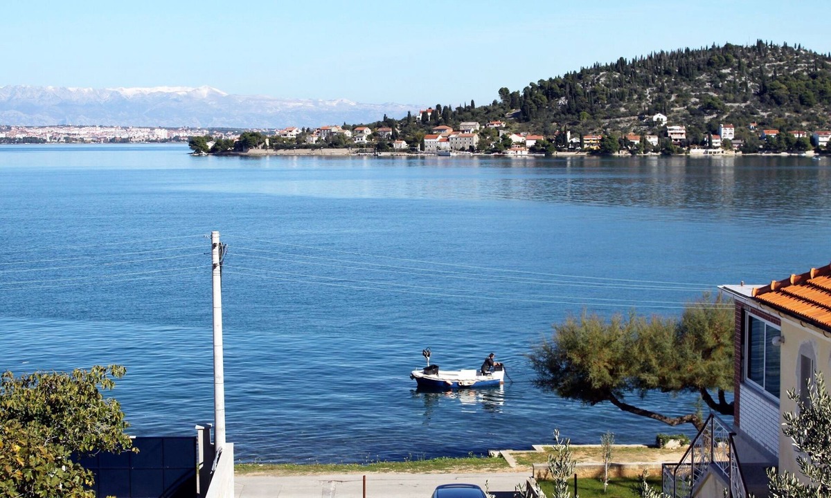 Kali Apartment | Two bedroom apartment near beach Kali, Ugljan (A-5828-a)