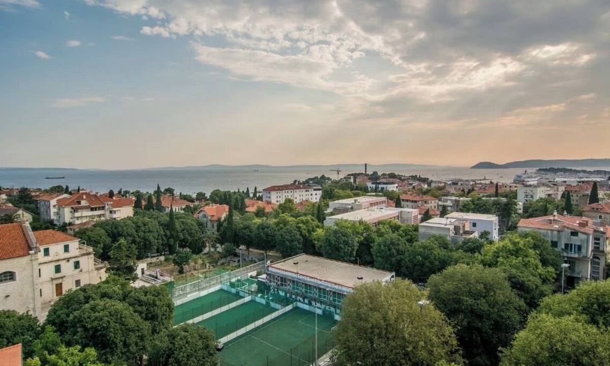 Bacvice Apartment | Two bedroom apartment with stunning sea view