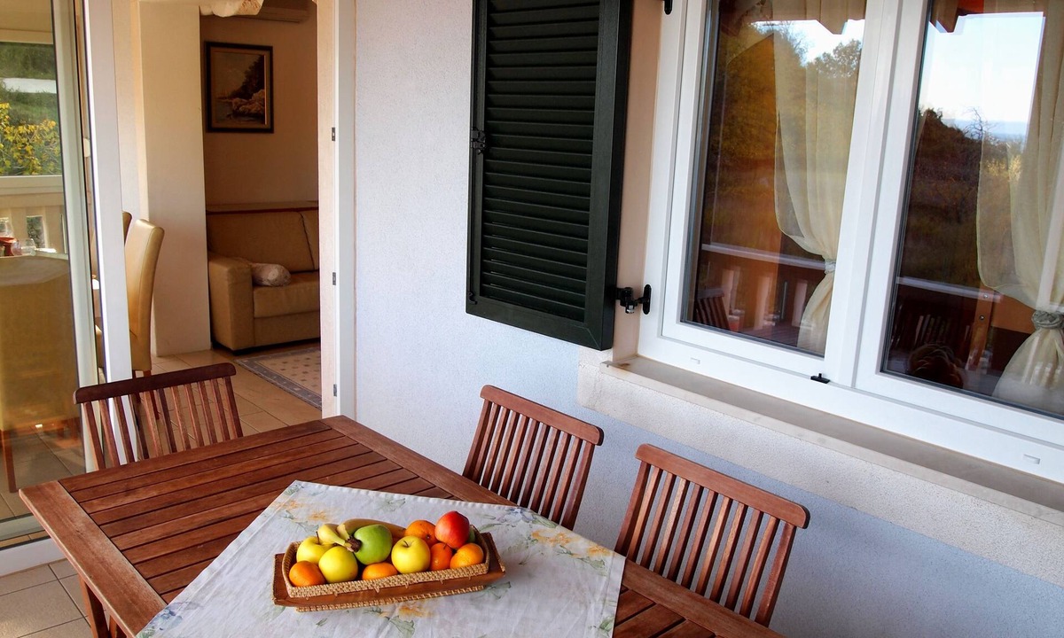 Kampor Apartment | Two bedroom apartment with a swimming pool by the beach Kampor, Rab (A-3213-e)