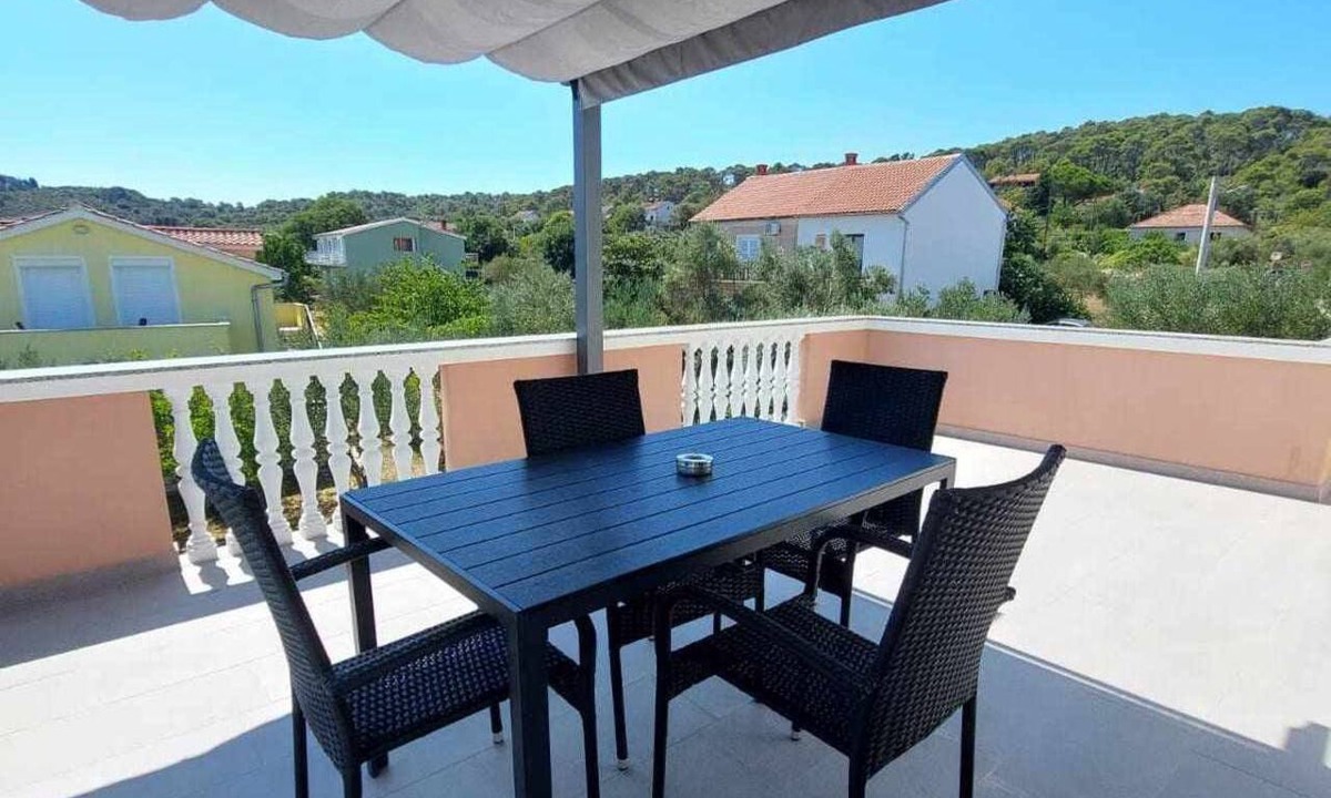 Kraj Apartment | Two bedroom apartment with terrace and sea view Kraj, Pašman (A-335-b)