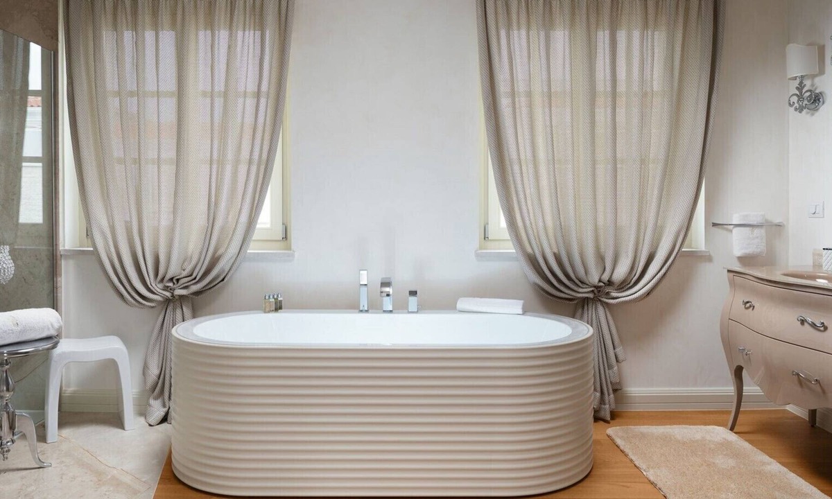 Vabriga Villa | Unique Villa Giulia nearby Porec, private pool and garden, grill, pets welcome