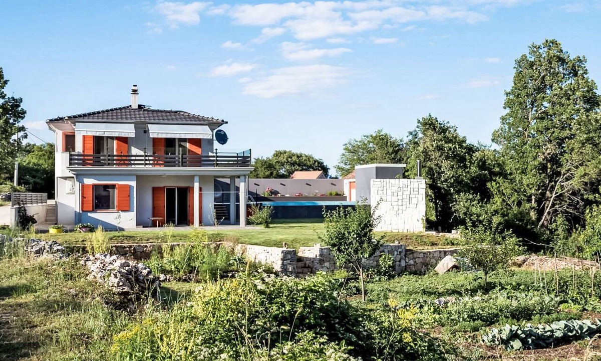 Lokvicici House | Vacation home Anka by Interhome