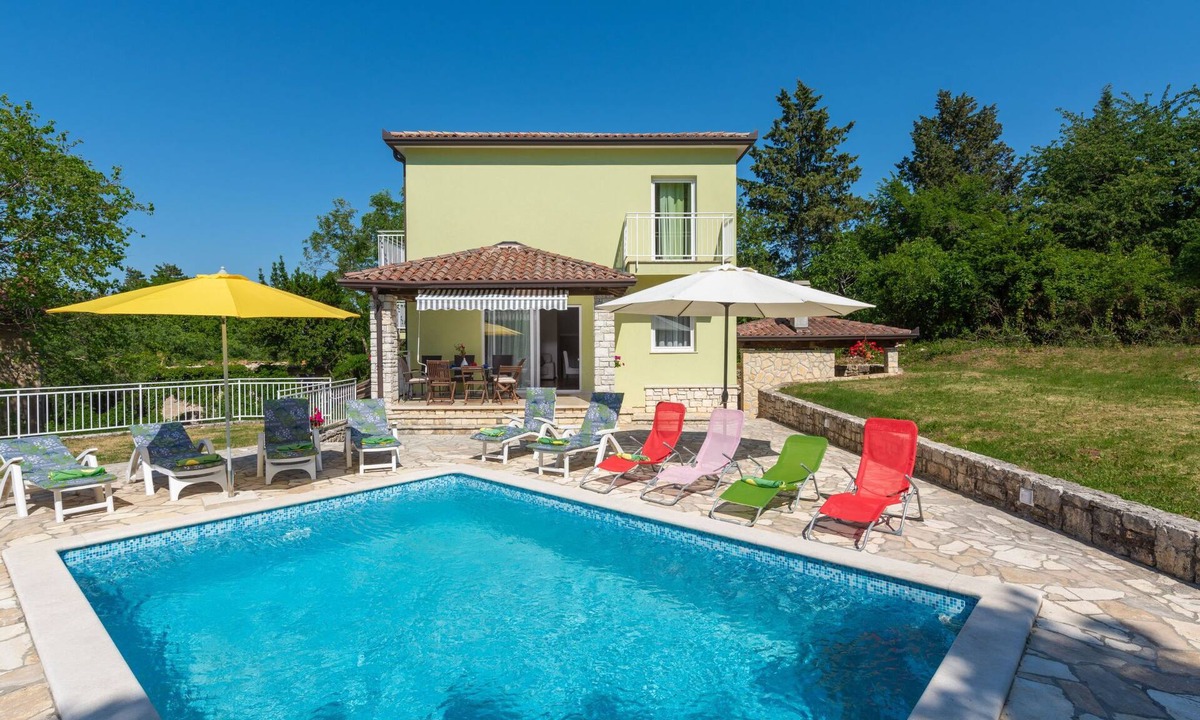 Boljevici House | Vacation home Ester by Interhome