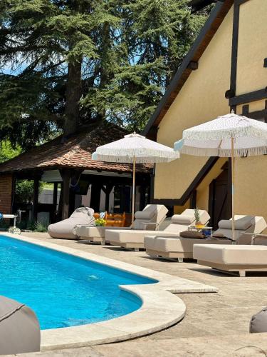 Mladenovac Villa | Vila Aleksić