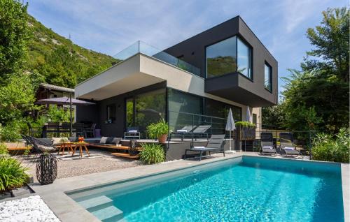 Bakarac House | Vila Luna