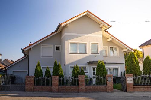 Vinkovci Apartment | Vila Maria