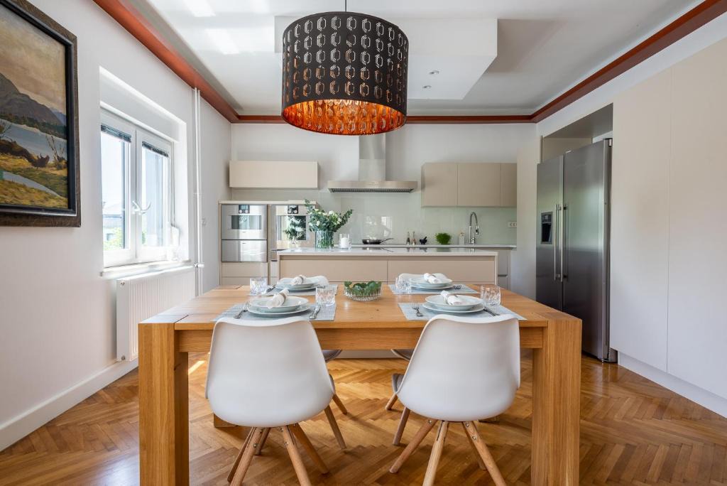 Ljubljana Apartment | Vila Tivoli