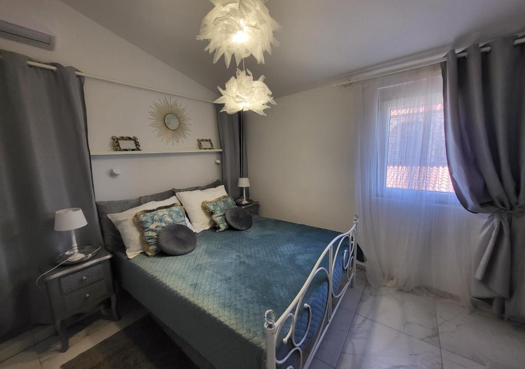 Babici Villa | Villa AMore Radini with a private heated saltwater pool and private parking