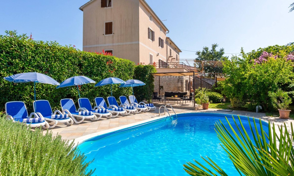 Sveti Anton Villa | Villa Anni with pool island Krk by Villas Guide
