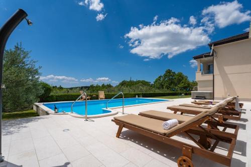 Gata Villa | VILLA BEYBE with Jacuzzi, large private pool 50m2, BBQ,free WIFI, 3 bedrooms