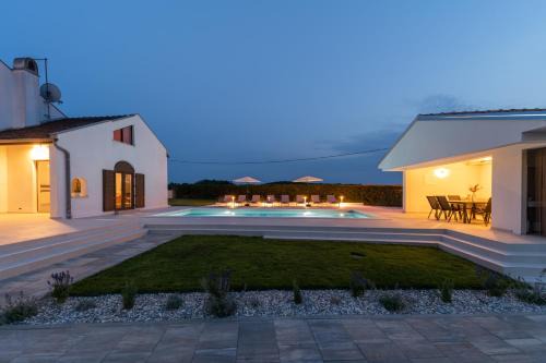 Vrvari House | Villa Bosa