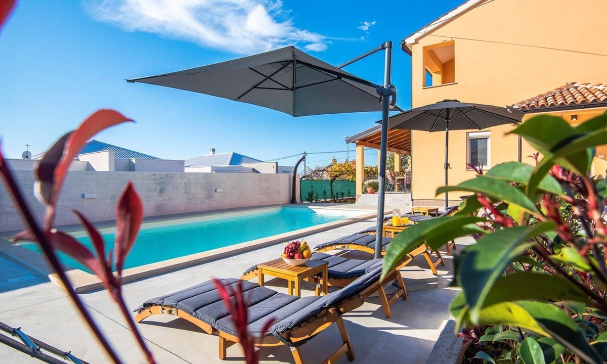 Sikici House | Villa Buzdonka by Interhome