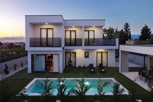 Poljica Villa | Villa Cvit Mediterana with heated pool