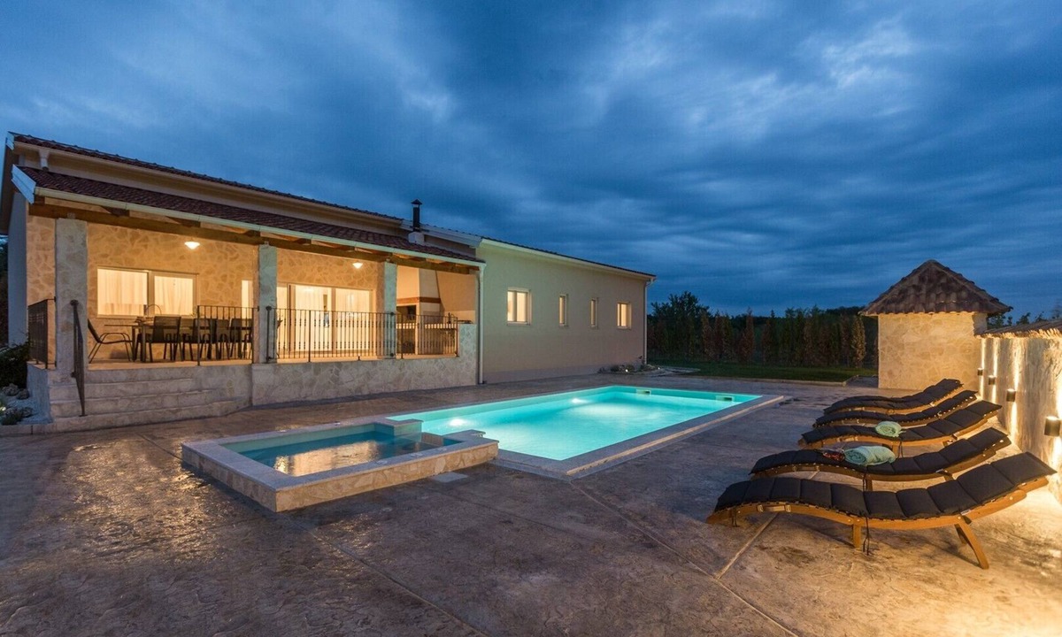 Vrvari Villa | Villa Diana private Pool