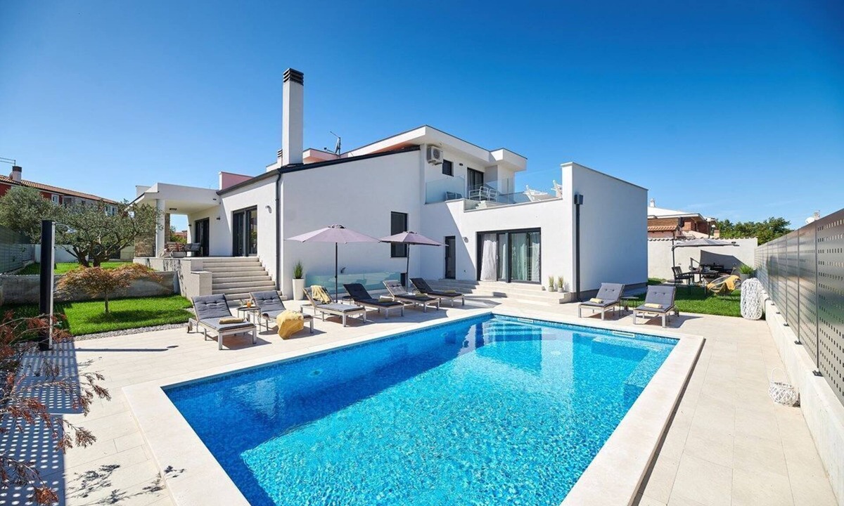 Kastel House | Villa Dolcea (74026-K1) - Umag