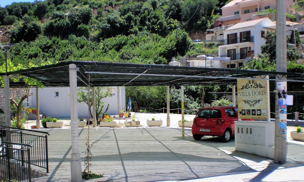 Stikovica Apartment | Villa Doris - 1 bedroom APARTMENT for 4 adults with shared sea view terrace