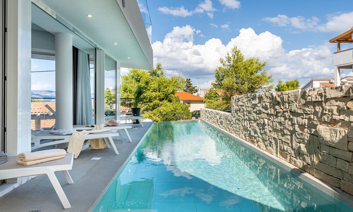 Vrbanj Villa | Villa Estate da Noi on Hvar – Crovillas GmbH