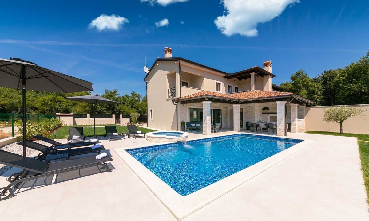 Gulici Villa | Villa GreenBlue with pool