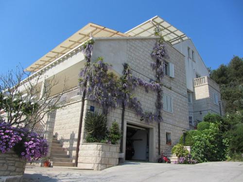 Lumbarda Apartment | Villa Hela