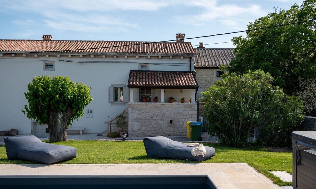 Visnjan Villa | Villa Jona in Žužići - Haus für 8 Personen