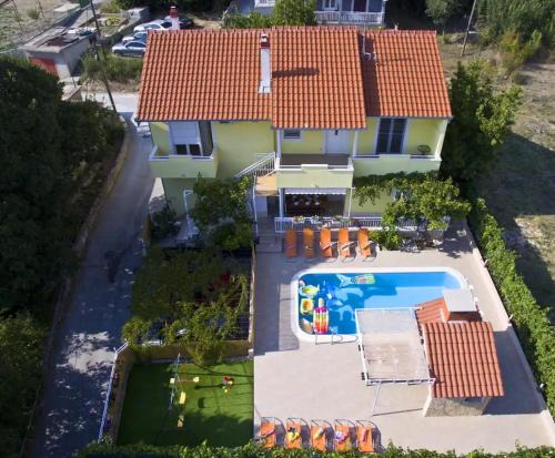 Solin House | Villa KRNIC SOL - Split, Solin with a heated pool