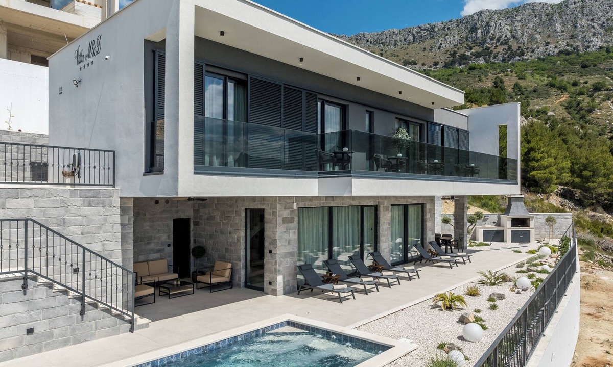 Dugi Rat Villa | Villa M&D, Luxury Sea View Villa with Pool & Sauna