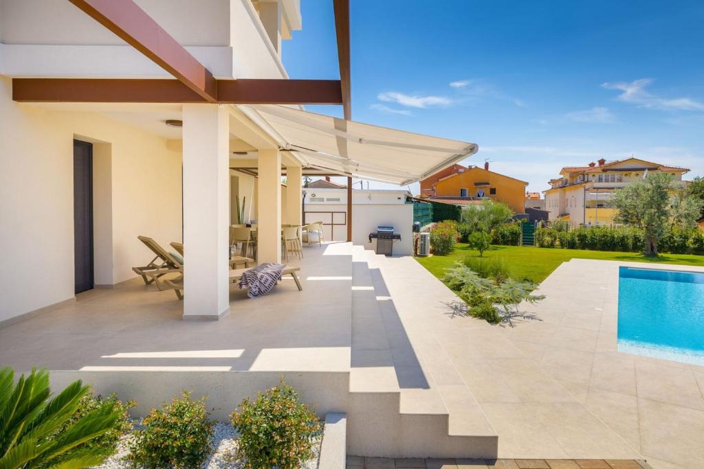 Medulin Villa | Villa Marija Medulin by Villsy