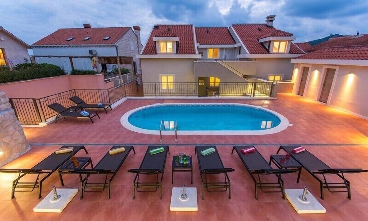 Molunat Apartment | Villa Molunat
