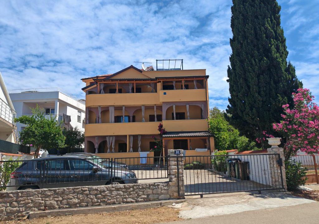 Pirovac Apartment | Villa Neptun