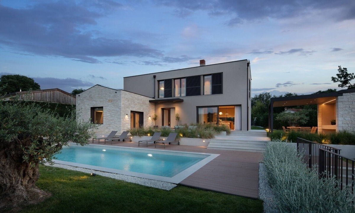 Marasi Villa | Villa Nija - Elegant Villa with private pool surrounded by peaceful Istrian nature.