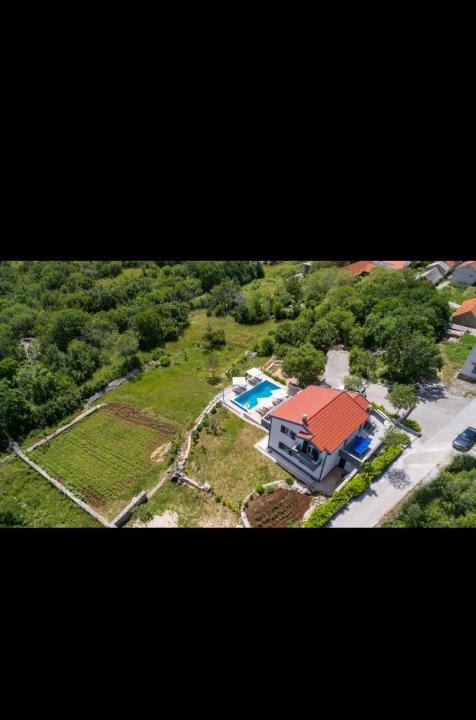 Lovrec Villa | Villa Old Garden