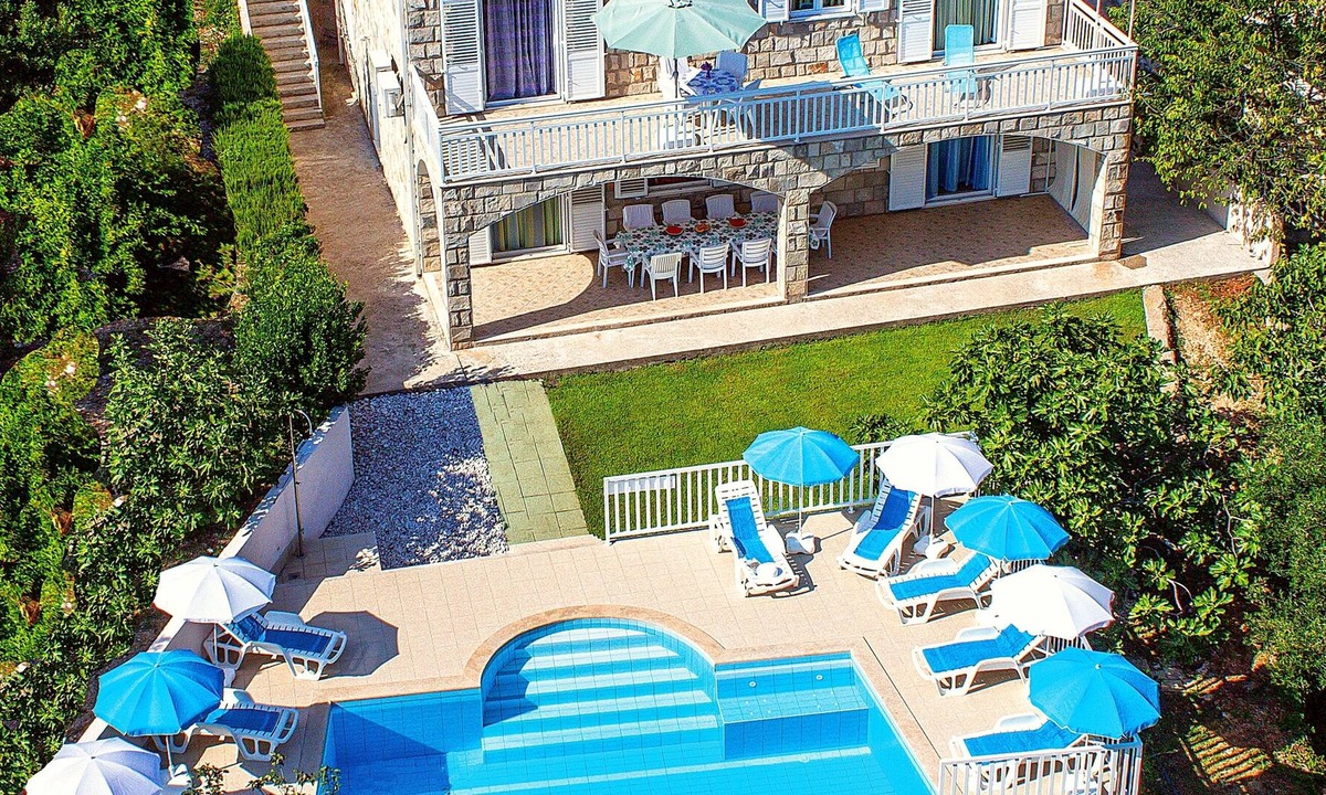 Cilipi Apartment | Villa Peric/ Apartment no 1= have a perfect holiday in Dubrovnik region!