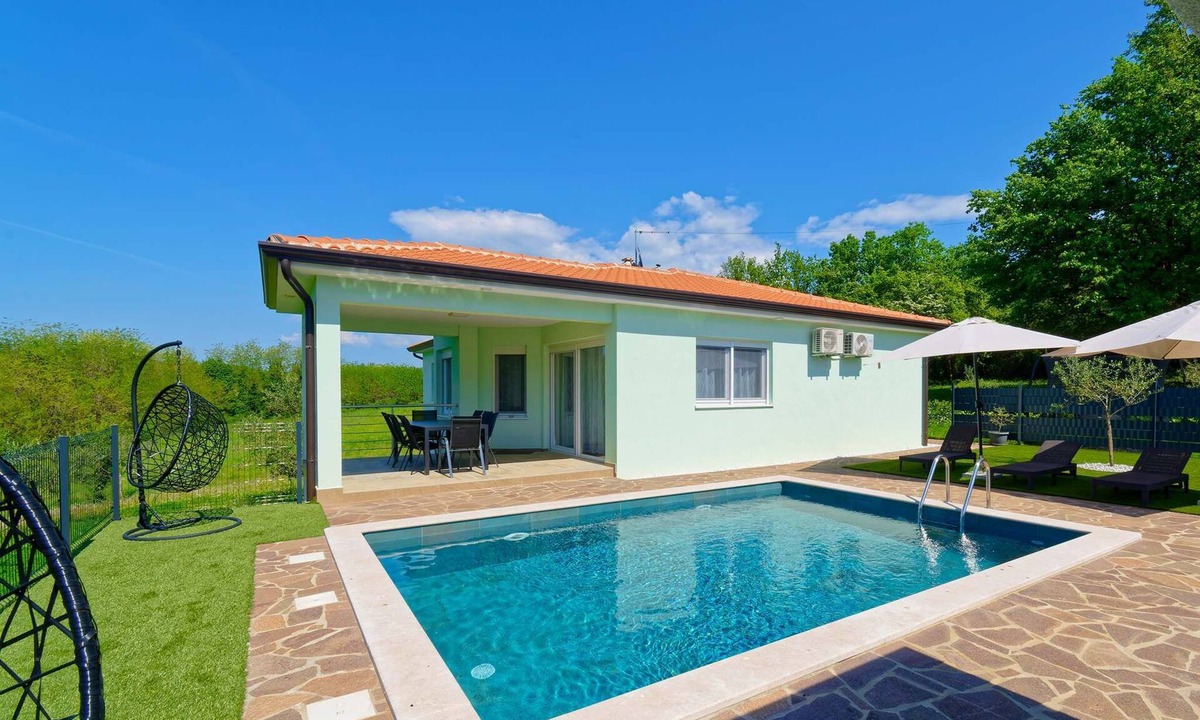 Radini Villa | Villa Petar - 8 persons, 3 bedrooms, 2 bathrooms, pool