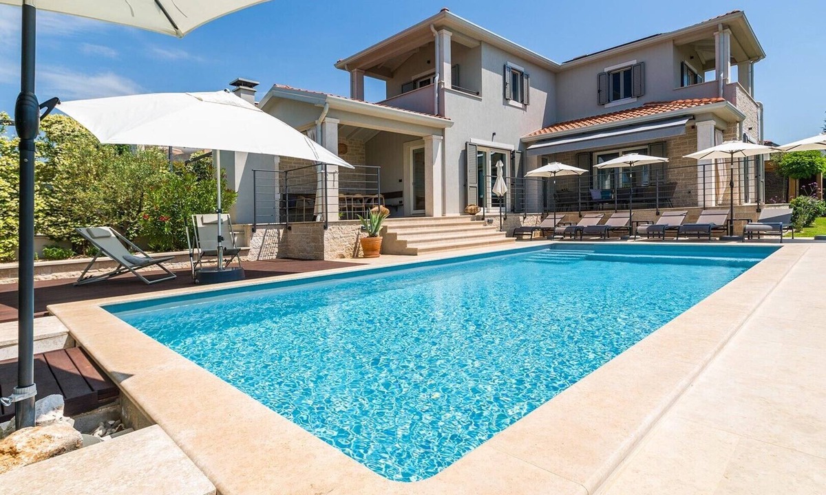 Markovac Villa | Villa Regina Sea View Retreat near Višnjan
