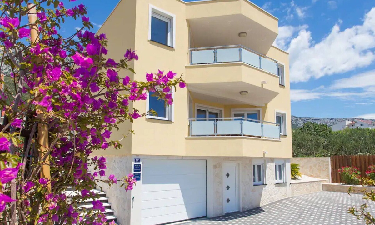 Kastel Gomilica House | Villa Rocco del Mare - Seven bedroom Villa with the pool