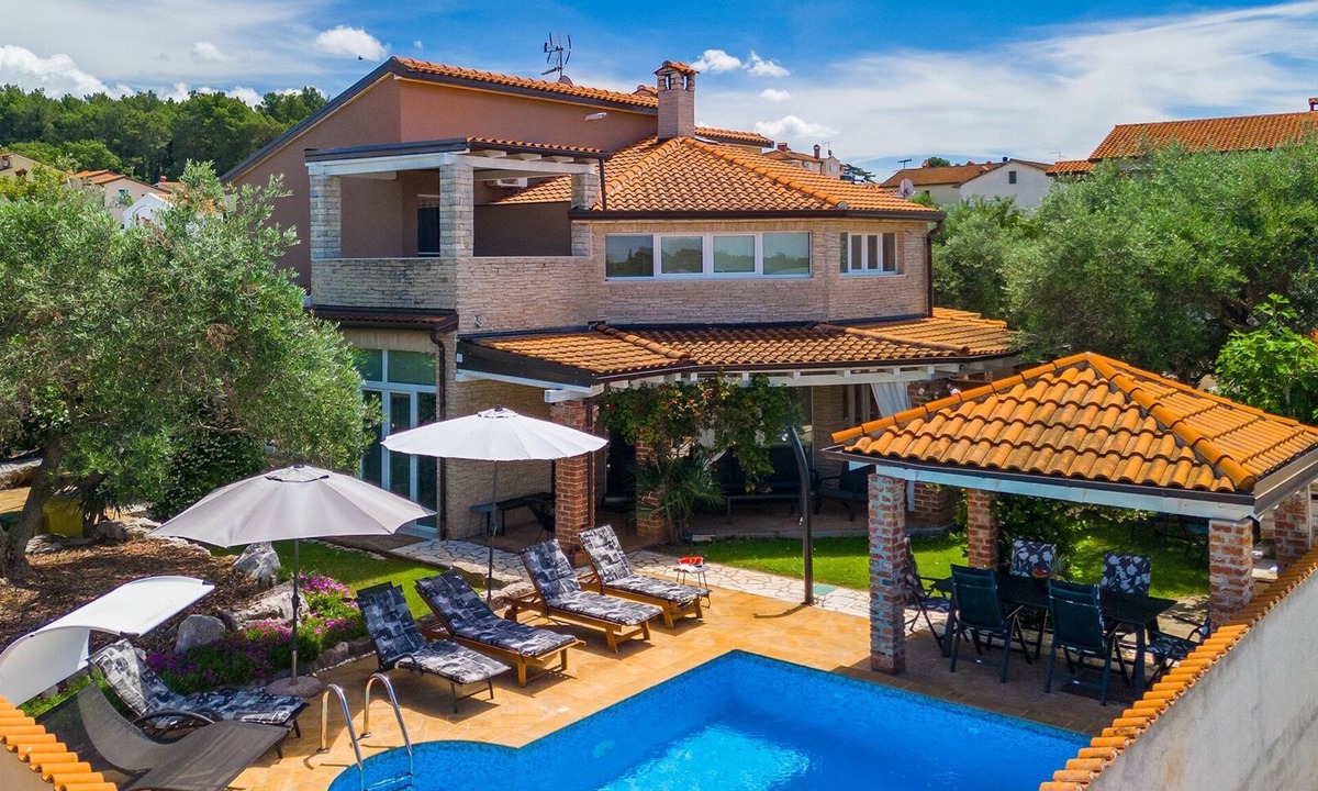 Strpacici Villa | Villa Sabrina by Villas Guide