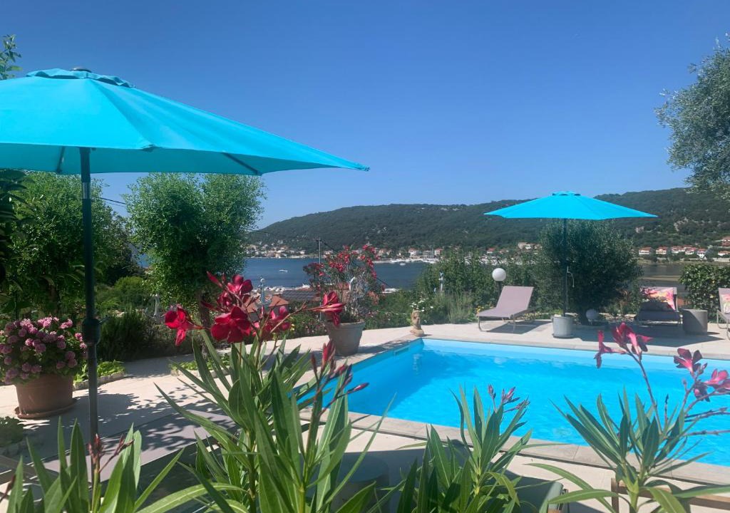 Kampor Apartment | Villa Saranda