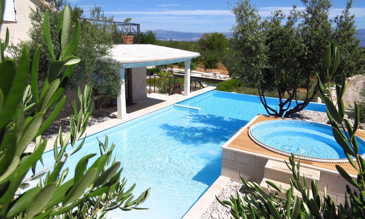 Sutivan Villa | Villa Sea Orchard Sutivan 10% DISCOUNT FOR THE ENTIRE 6. AND 9. TH MONTH.