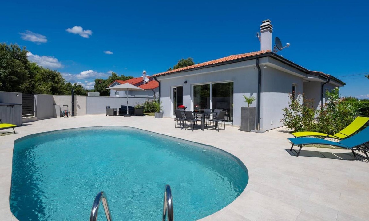 Valtura House | Villa Sofia by Interhome