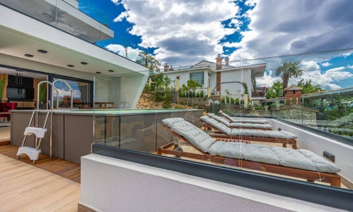 Klanfari House | Villa SPA - DECK 1