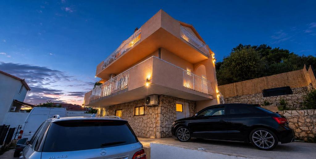 Businci Villa | Villa Starlight Okrug Panoramic Sea View & Jacuzzi