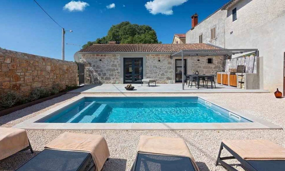 Vrznaveri House | Villa with air conditioning and pool