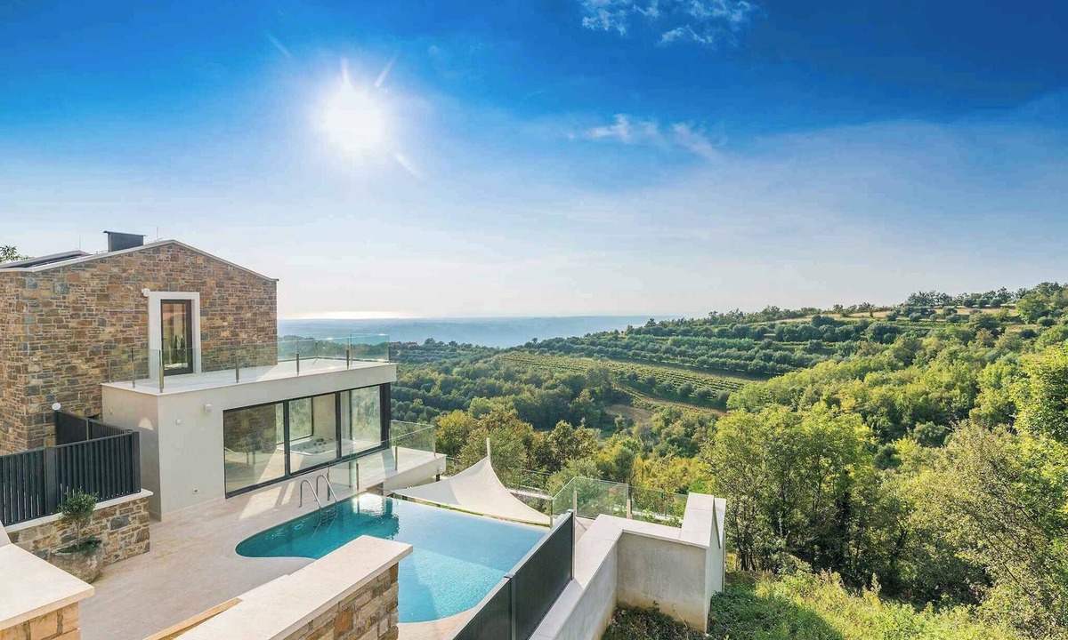 Buje House | Villa with pool and sauna