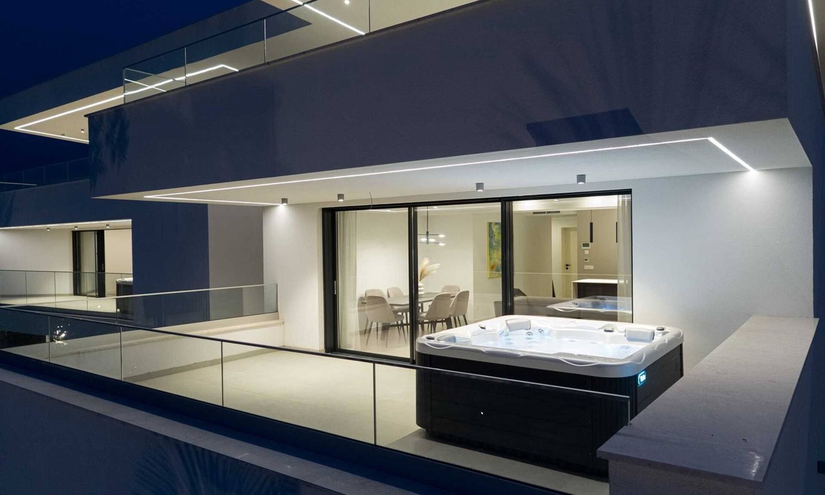 Zidarici Apartment | Villas Azimut - Luxury apartment with private Jacuzzi and sea view