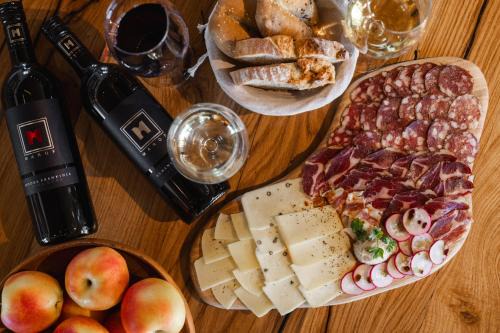 Bistrica ob Sotli Apartment | WINERY AND APARTMENTS MAROF